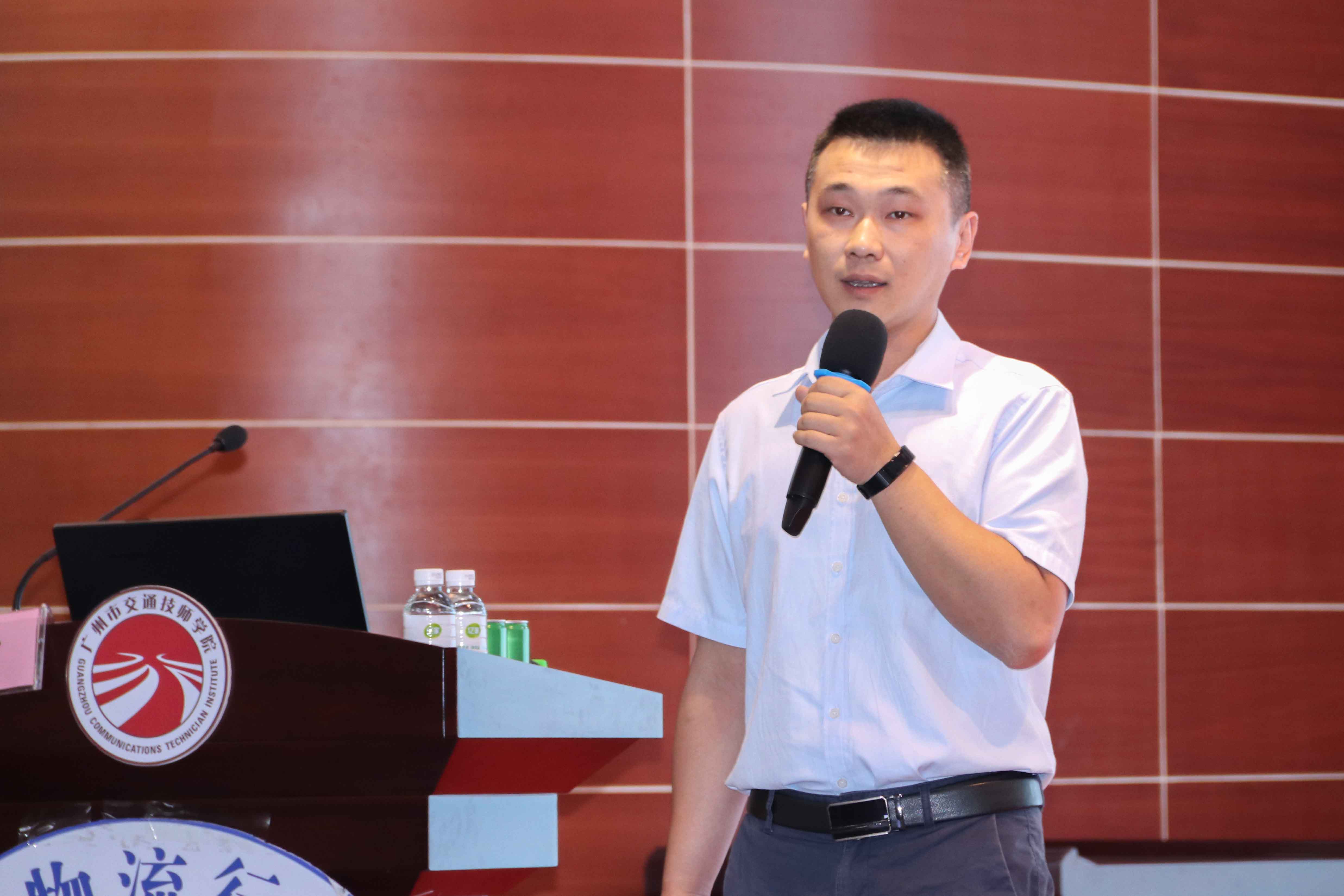 6专题分享环节7.JPG 6专题分享环节7.JPG