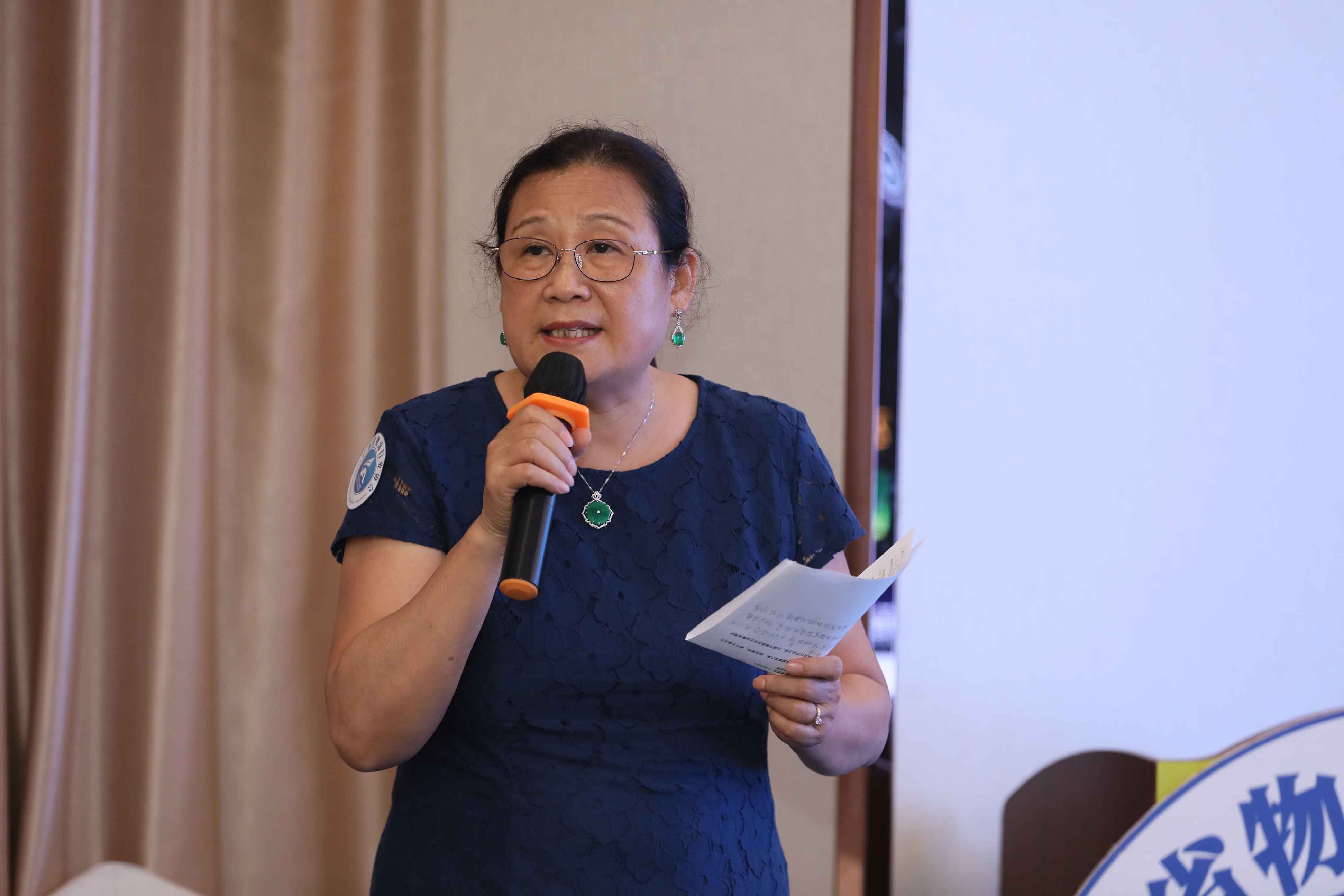 E12A2005.JPG E12A2005.JPG