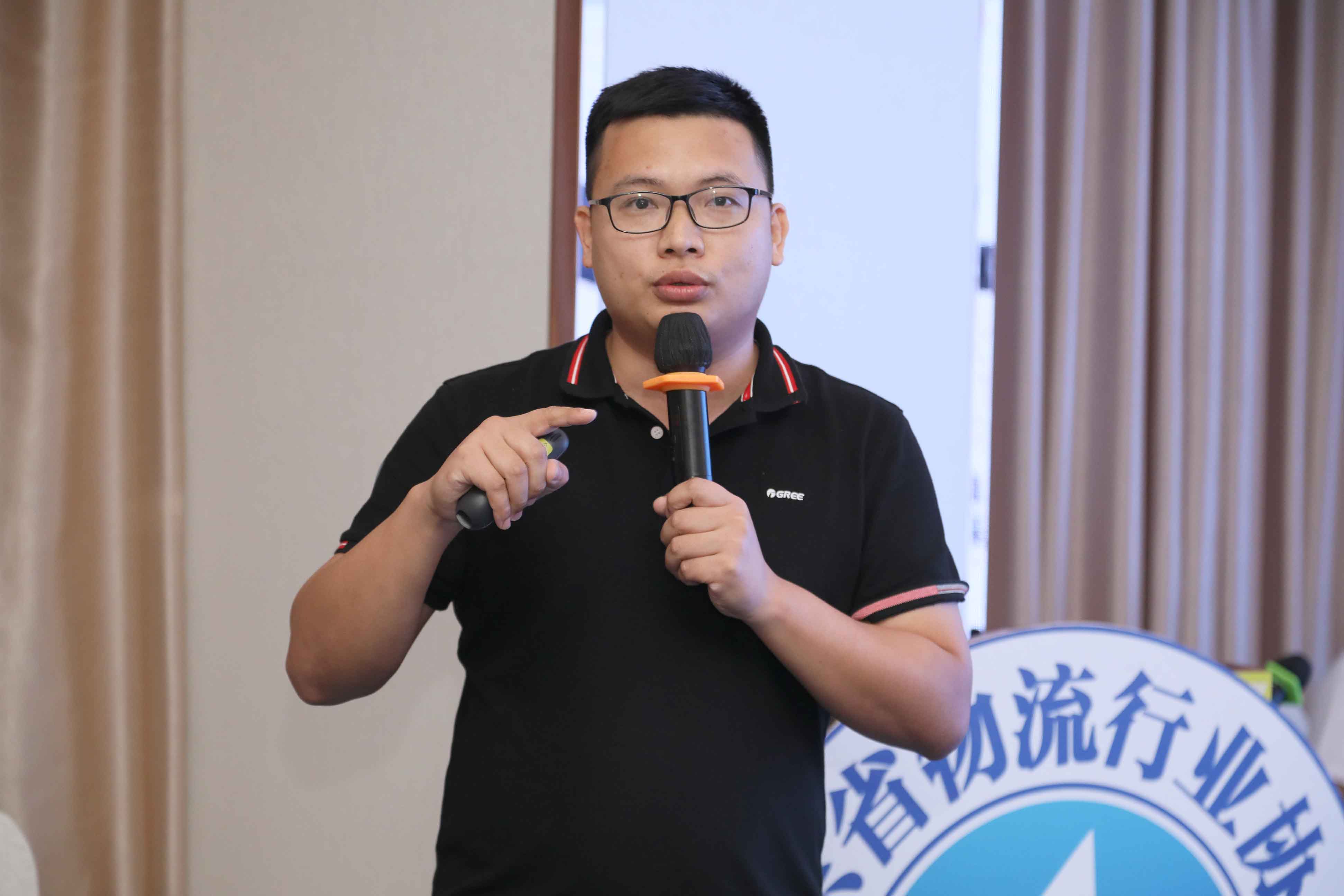 E12A2028.JPG E12A2028.JPG