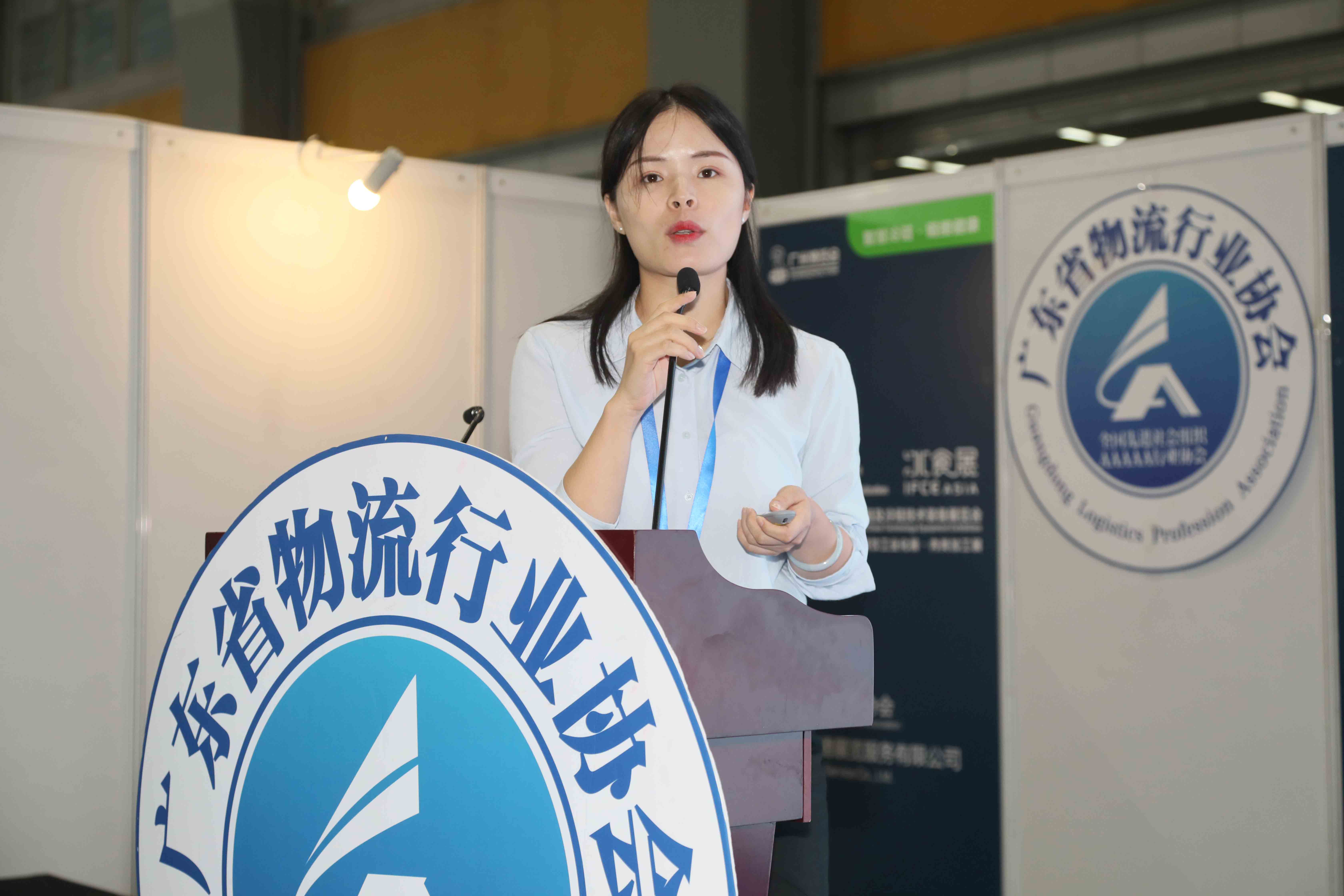 E12A7347.JPG E12A7347.JPG