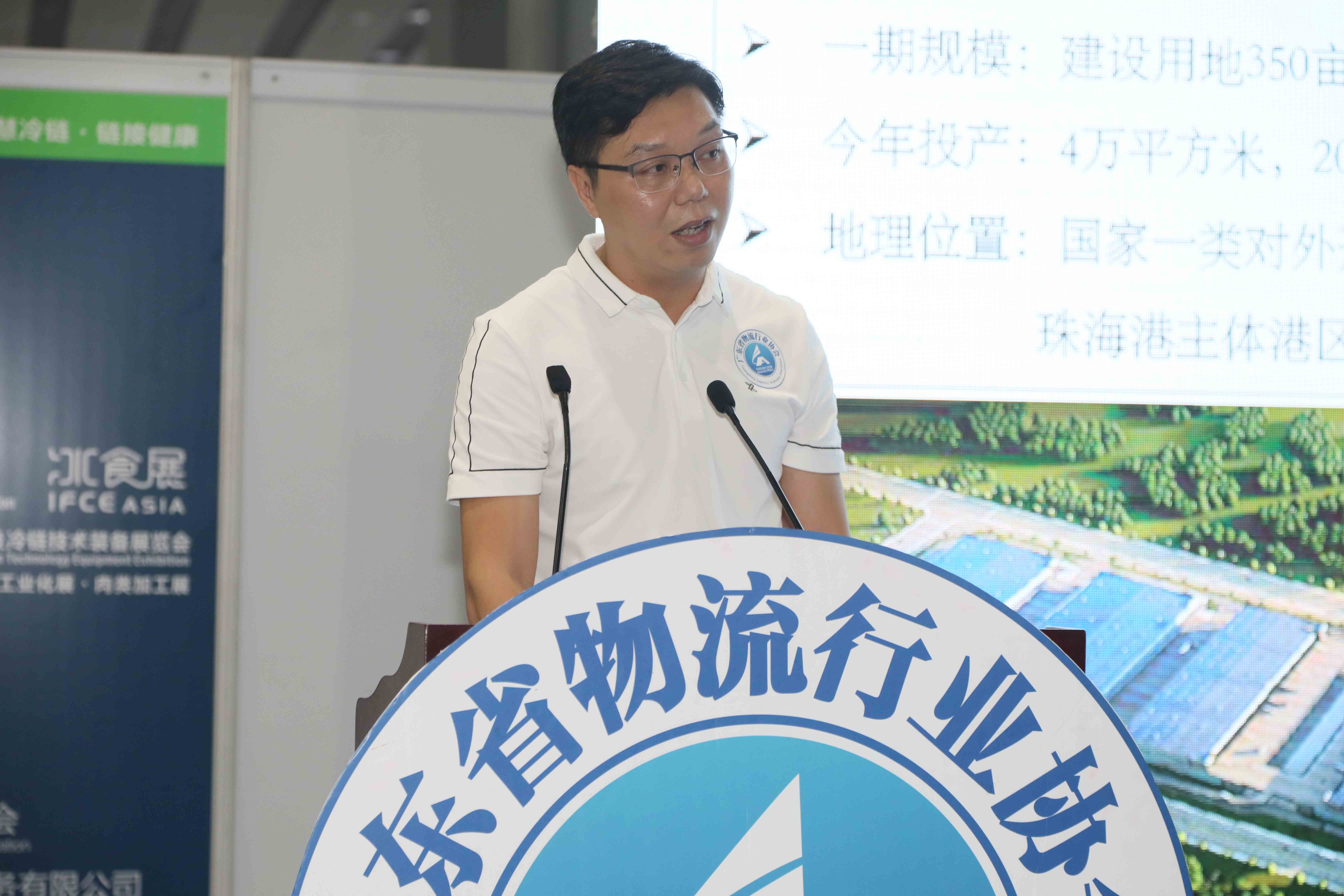 E12A7275.JPG E12A7275.JPG