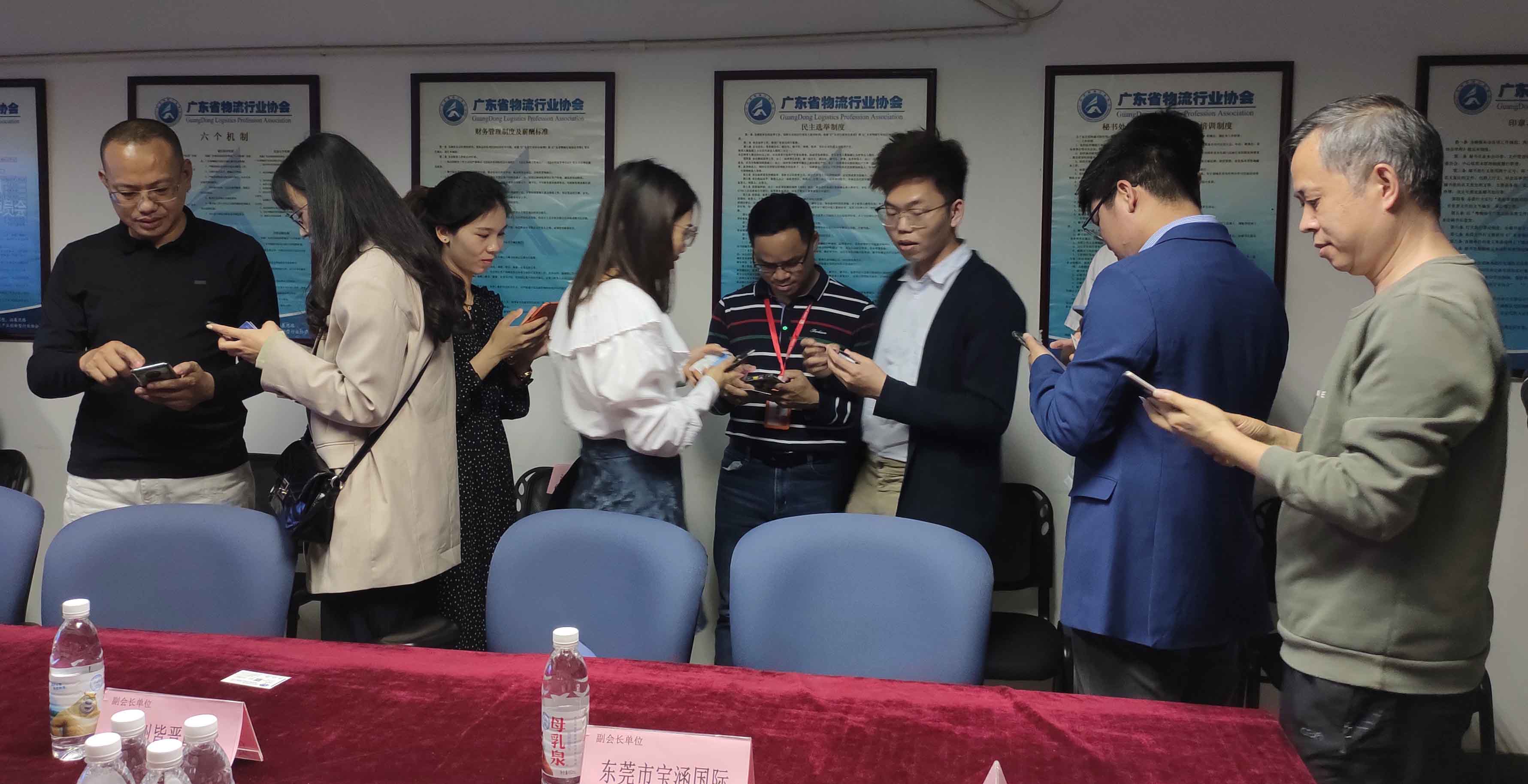 ce057458d7310e6933b58e764f0bc63.jpg ce057458d7310e6933b58e764f0bc63.jpg