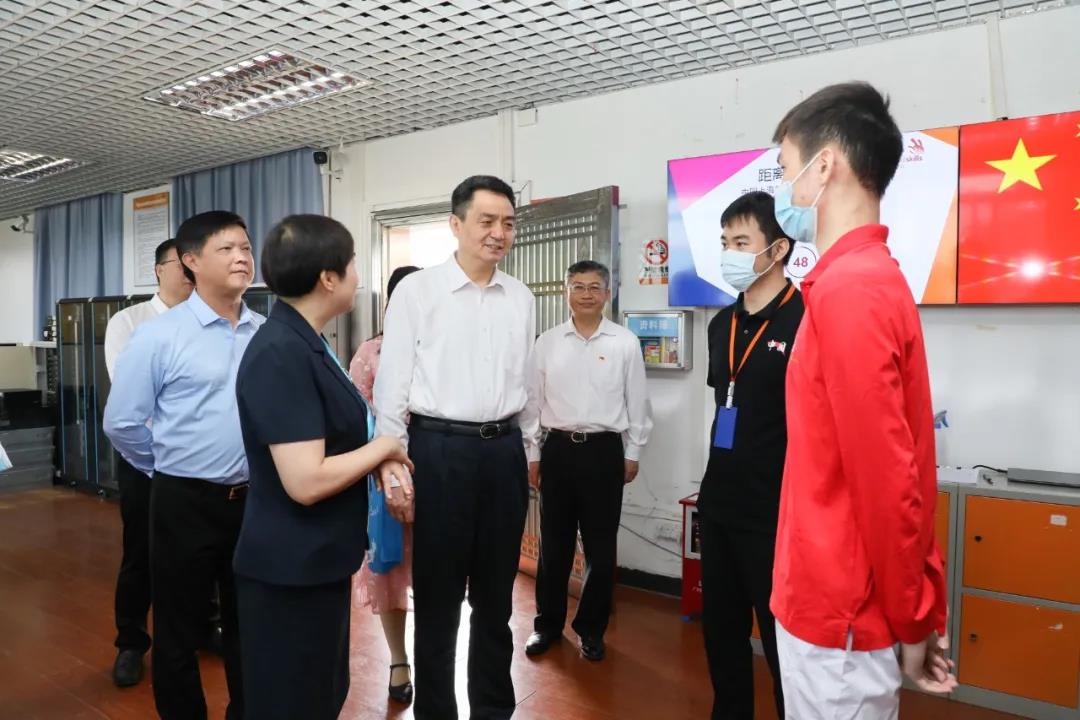 微信图片_20210425175155.jpg 微信图片_20210425175155.jpg